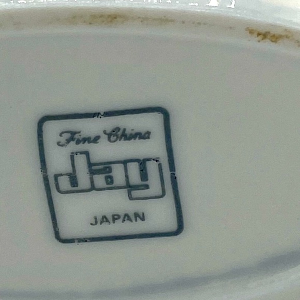 Jay Of Japan, Vintage Fine China White Case With A Birds And Flower Motif Vase - Picture 4 of 7
